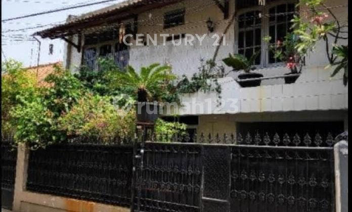 Rumah 2,5 Lantai Sumur Batu, Kemayoran, Jakarta Pusat