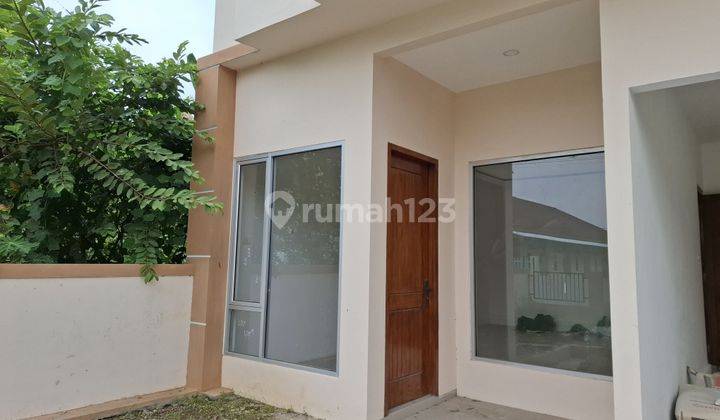 Rumah 2 Lantai Siap Huni Tengah Kota  2