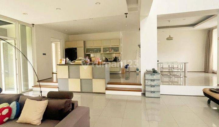 Rumah Pondok Indah Modern Design Bangunan 2 Lantai Dekat Pim 1