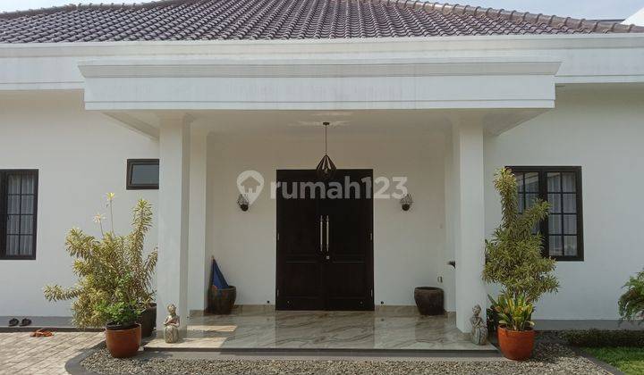 Rumah Di Arco , Depok Halaman Luas Dekat Tugu Depok