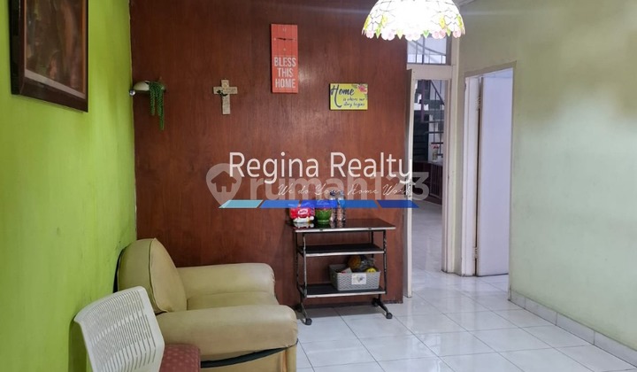 Pondok Indah House Near PIM