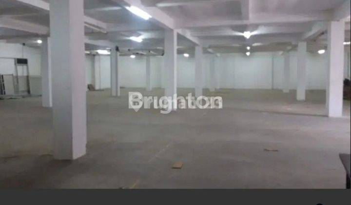 Gudang Luas 600 m² dan Gudang di Ringroad Barat 2