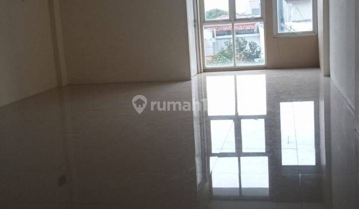 Disewakan Ruko Baru Gandeng 2 Posisi Huk di Jl Duri Raya, 3 Lantai, Cocok Tuk Kantor, Usaha Online, Laundry, Dll, Jakarta Barat 1