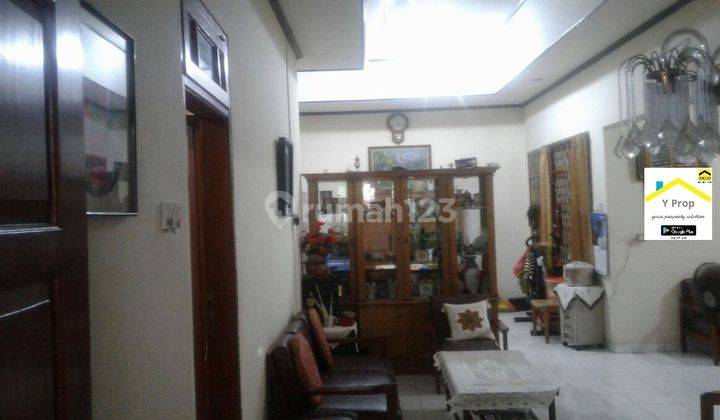 Dijual Rumah Tua Jl Kembang Abadi, Puri Indah, Lt 177m2, Kt 3, Jakarta Barat 1