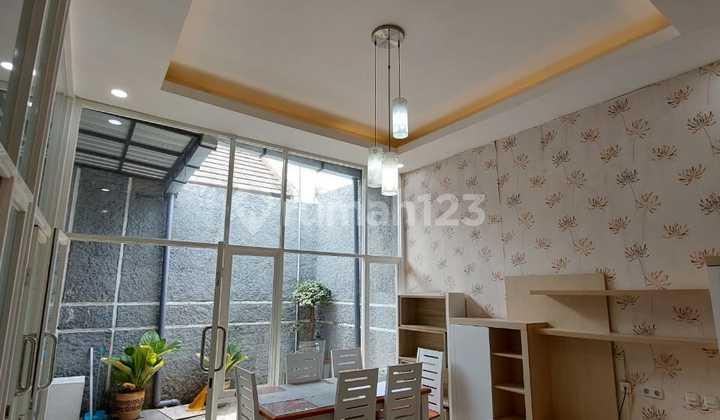 Modern Minimalist House Suitable for Young Families 1