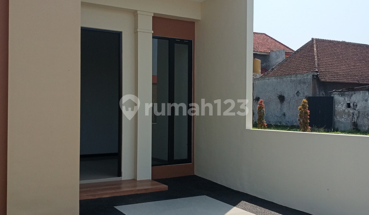 Rumah baru di Cluster NOL Jalan Sukun-Gadang strategis  2