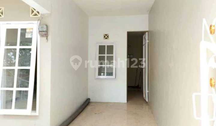 A nice house in the center of Sulfat city, with SHM certificate, ready to occupy. 2