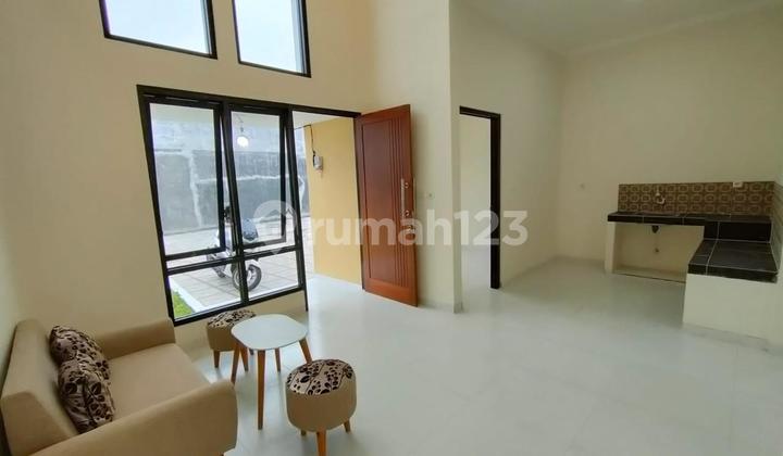 Nice minimalist model 2-story house located near UB campus. 2