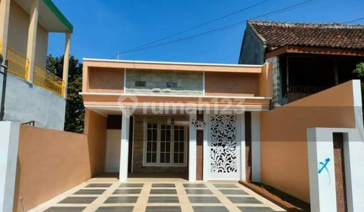 Rumah Baru Harga Murah Dekat Poros Jalan Raya