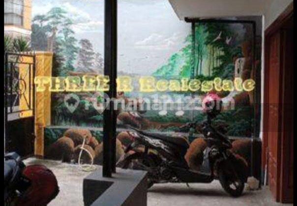 House for Quick Sale, Downtown Location