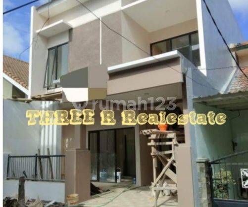 New 2-story house in Sawojajar, located near the main road.