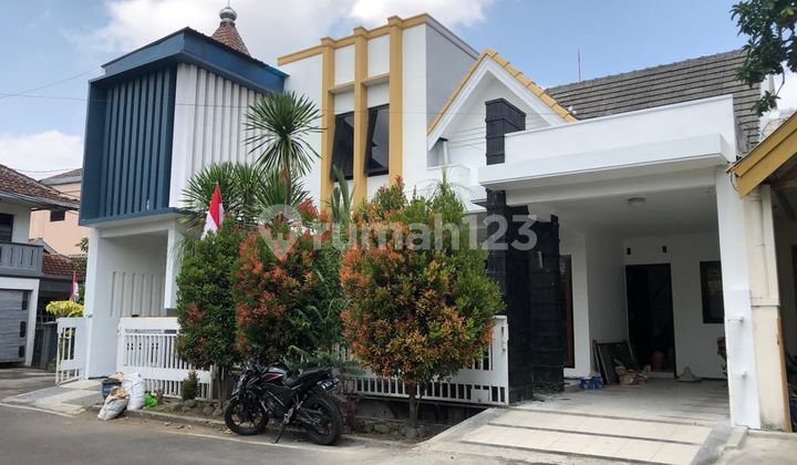 Nice 2-Storey House with North-Facing SHM for Quick Sale in Sulfat 2