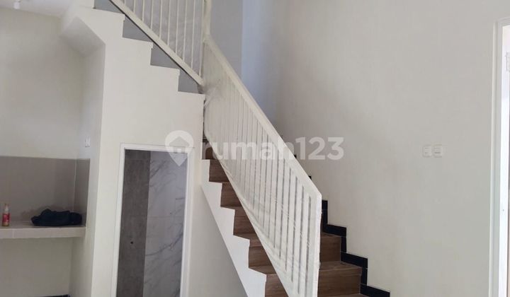 Rumah baru model town house Dieng kotamadya harga menarik  2