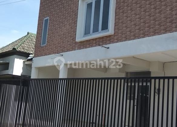 Rumah kost aktif terisi full dijual cepat BU dekat kampus Rumah kost aktif terisi full dijual cepat BU dekat kampus