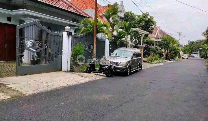 Rumah 2 Lantai Bagus mewah lokasi strategis dekat kampus  2