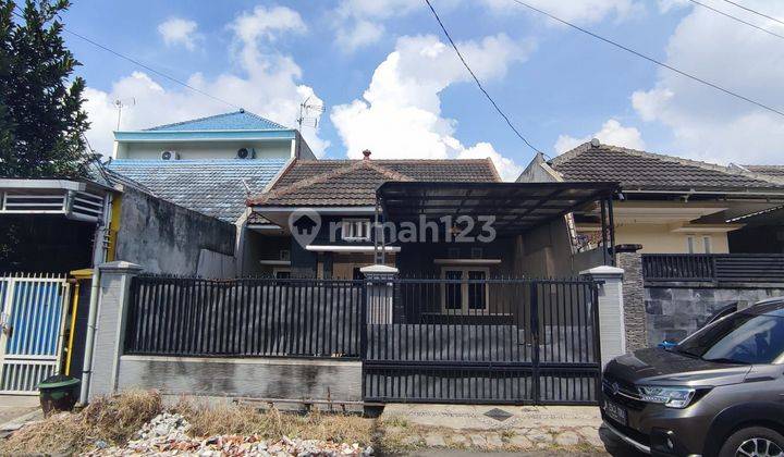 Rumah Lokasi Oke Punya, 0 Jln Cocok U/ Usaha, Tanah Luas  1