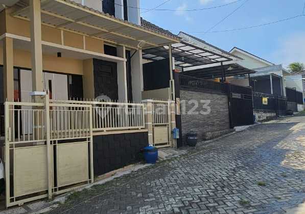 Rumah 2 Lantai Punya Banyak Kamar Dkt Kampus Ub, Investasi Cerdas Rumah 2 Lantai Punya Banyak Kamar Dkt Kampus Ub, Investasi Cerdas