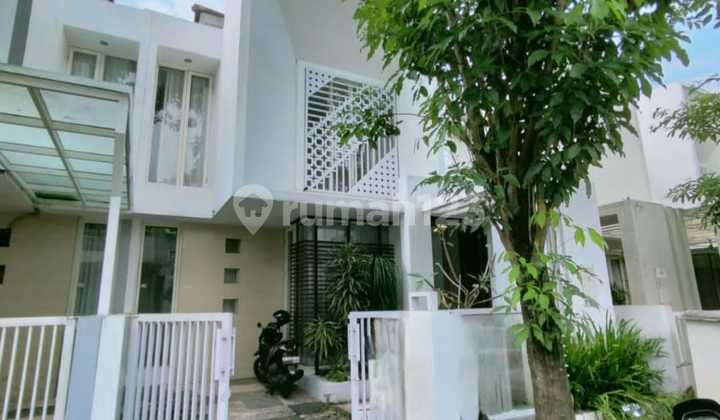 Rumah Di Kawasan Elite Permata Jingga Minimalis Modern