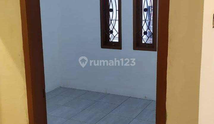 Rumah Minimalis Cantik Lokasi di Taman Rahayu 2