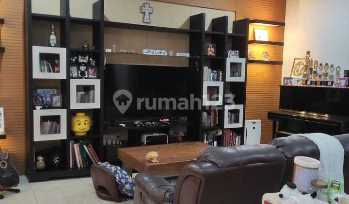 For Sale Rumah Modern Cantik di Taman Kopo Indah 3 For Sale Rumah Modern Cantik di Taman Kopo Indah 3