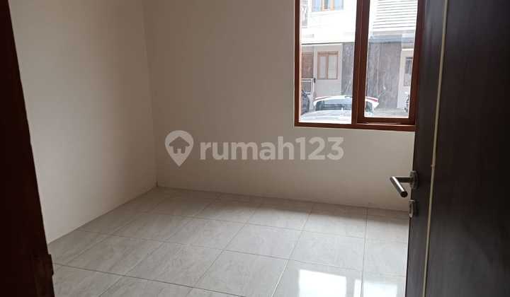 Rumah Dijual Atau Disewa Minimalis Nyaman di Kota Bali Padalarang
