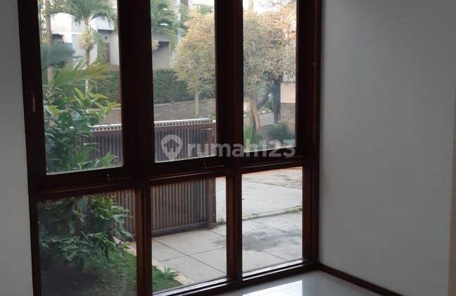 Rumah tinggal sayap Pasteur dlm cluster 1 gate di Komplek Istana Regency
 2