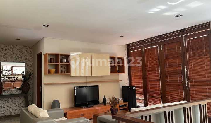 Disewakan Rumah Tinggal Di Dago Pakar 1