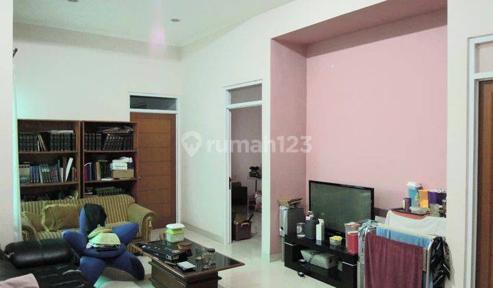 Jual Rumah Tinggal Nyaman, Aman 2 Lantai Shm 2