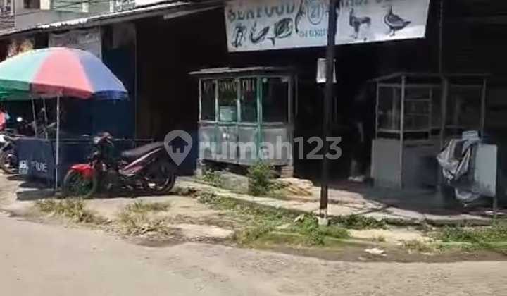 Warehouse for Rent by the Roadside