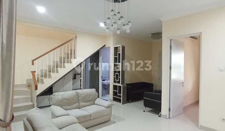 Disewakan Rumah Grand Wisata 2