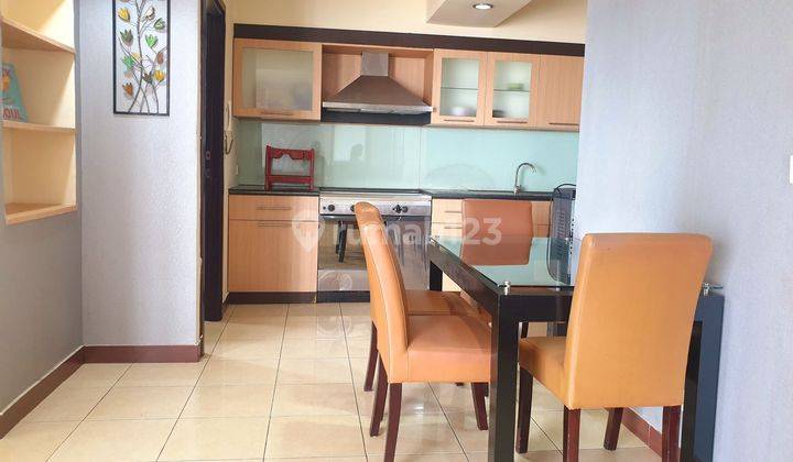 Dijual Apartemen Taman Rasuna 2 Kamar Tidur Bagus Furnished