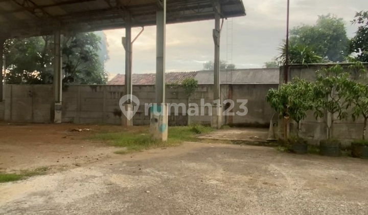 Gudang Perlu Renovasi Di Cikeusal Tangerang Banten 1