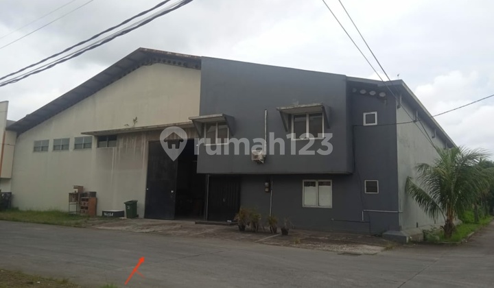 Gudang Hoek Siap Pakai Ada Kantor Atas Dan Bawah Dikawasan Industri Jatake Pasar Kemis Jatiuwung Tangerang Banten