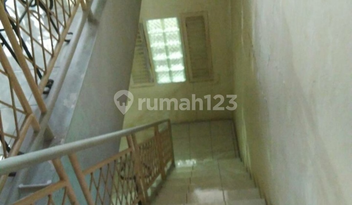 Rumah Bagus 2 Lantai Siap Huni Dijamin Untung di Komplek Pamulang Timur Tangerang Selatan Banten Rumah Bagus 2 Lantai Siap Huni Dijamin Untung di Komplek Pamulang Timur Tangerang Selatan Banten