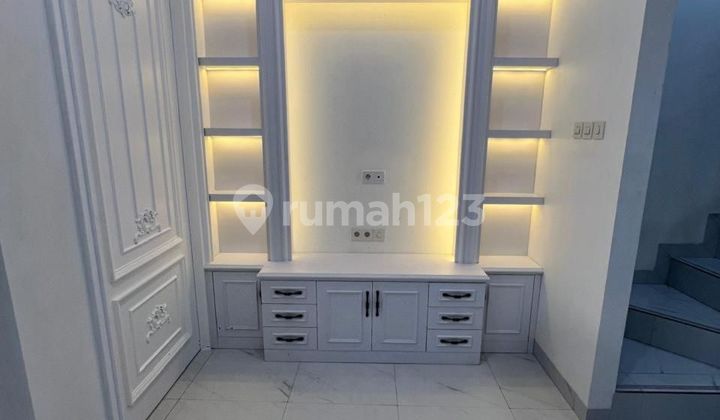 Dijual Rumah Baru Type American Classic di Jl Cempaka Cengkareng Jakarta Barat 2