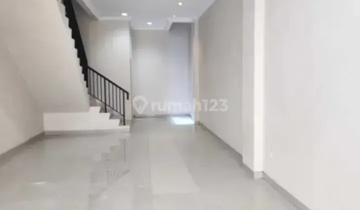Disewakan Ruko Sentra Niaga Hadap Boulevard Jl Kresek raya Durikosambi Jakarta Barat 2