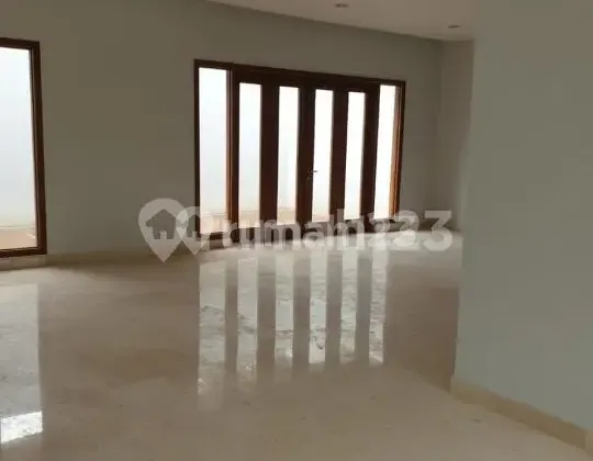 Disewakan Rumah Cluster East Terrace 12X18 Metland Puri, Jakarta Barat 2