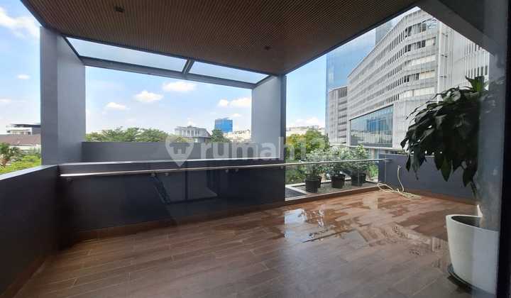 Dijual Rumah Crown Golf Boulevard 8x25 furnished, Jakarta Utara