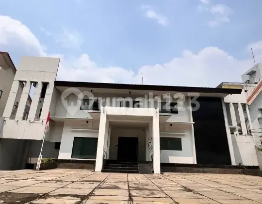 Dijual dan Disewa Gedung Kantor Jl Wijaya Kebayoran Baru, Jakarta Selatan