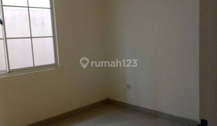 RUMAH MURAH DI SEWAKAN DI GREEN LAKE CITY 4X15 2LT 2KAMAR TIDUR 1