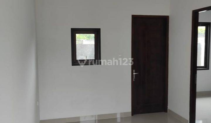 DP 0 Dijual rumah murah di 2 lantai Lokasi Strategis deket Tol  7
