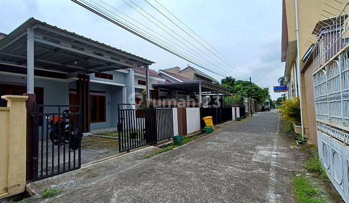 Rumah Bagus Strategis Siap Pakai Di Banyuanyar Solo 2