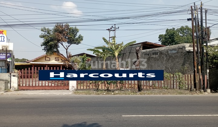 Bonus Land Strategic House in Banyuanyar Solo