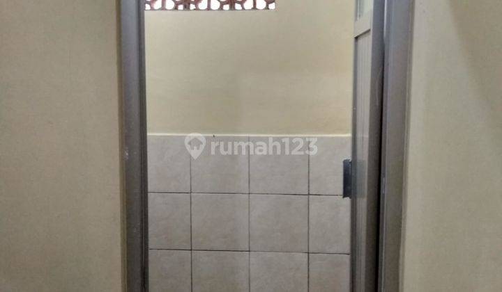 Gudang strategis siap pakai 6
