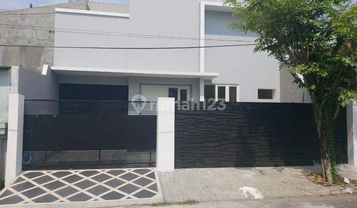 Rumah baru bagus siap pakai 1