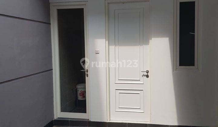 Rumah baru bagus siap pakai 8