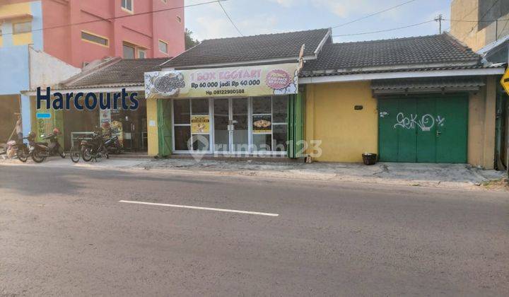 Rumah bagus strategis siap pakai 1