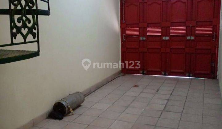 Rumah strategis siap pakai 2