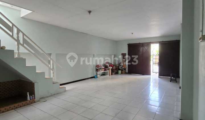Nice Ready-to-Use House in Fajar Indah, Colomadu, Solo 2