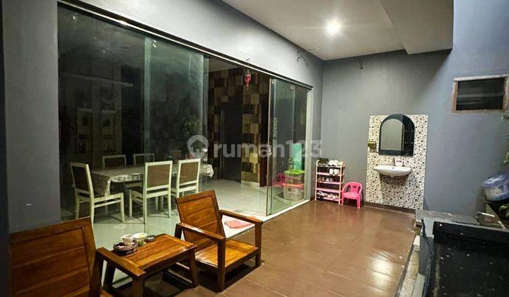Rumah Mewah Full Furnished Di Jajar Laweyan Solo 2